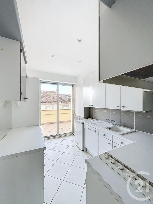 Appartement T3 à vendre - 3 pièces - 78,33 m2 - Villeneuve Sur Lot - 47 - AQUITAINE
