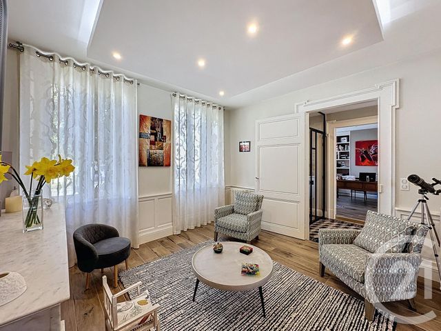 Maison à vendre - 7 pièces - 210,03 m2 - Ste Livrade Sur Lot - 47 - AQUITAINE