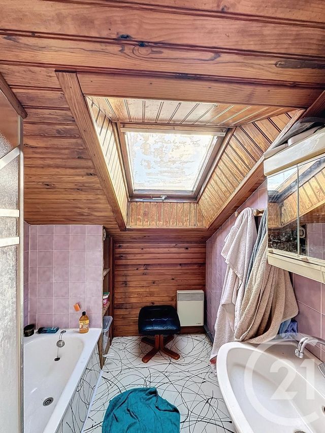 Appartement F5 à vendre - 5 pièces - 107 m2 - Villeneuve Sur Lot - 47 - AQUITAINE