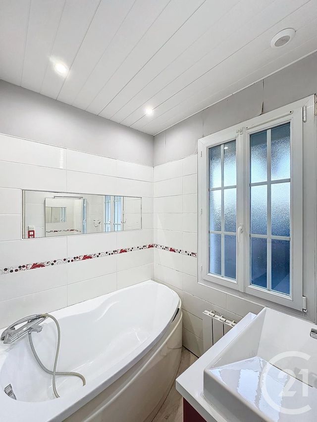 Maison à vendre - 5 pièces - 116,90 m2 - Villeneuve Sur Lot - 47 - AQUITAINE