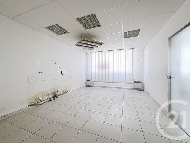 Maison à louer - 5 pièces - 223,30 m2 - Villeneuve Sur Lot - 47 - AQUITAINE