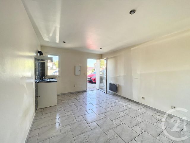 Appartement Studio à louer - 2 pièces - 19,01 m2 - Ste Livrade Sur Lot - 47 - AQUITAINE