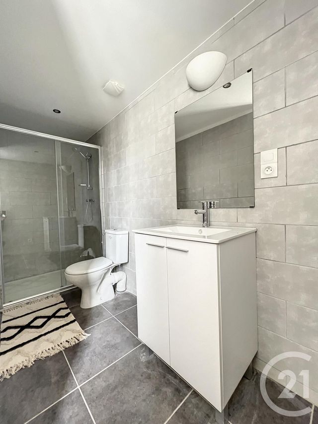 Appartement T2 à louer - 2 pièces - 31,20 m2 - St Sylvestre Sur Lot - 47 - AQUITAINE