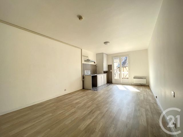 Appartement Studio à louer - 1 pièce - 31,07 m2 - Villeneuve Sur Lot - 47 - AQUITAINE