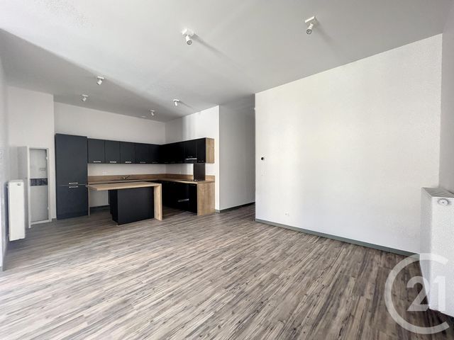 Appartement T3 à louer - 3 pièces - 87,82 m2 - Villeneuve Sur Lot - 47 - AQUITAINE
