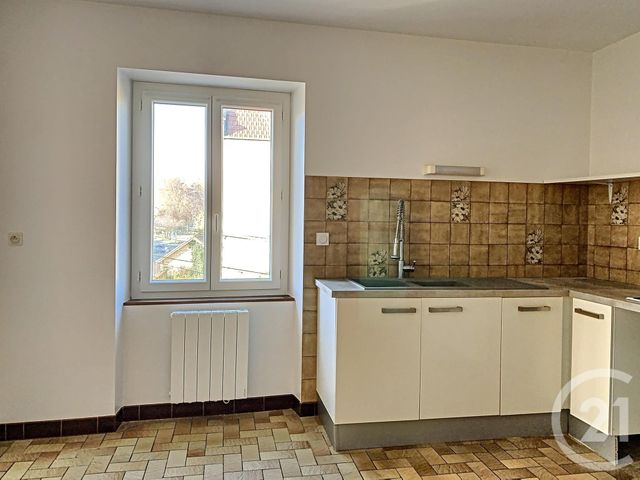 Appartement à louer - 3 pièces - 79,63 m2 - Ste Livrade Sur Lot - 47 - AQUITAINE