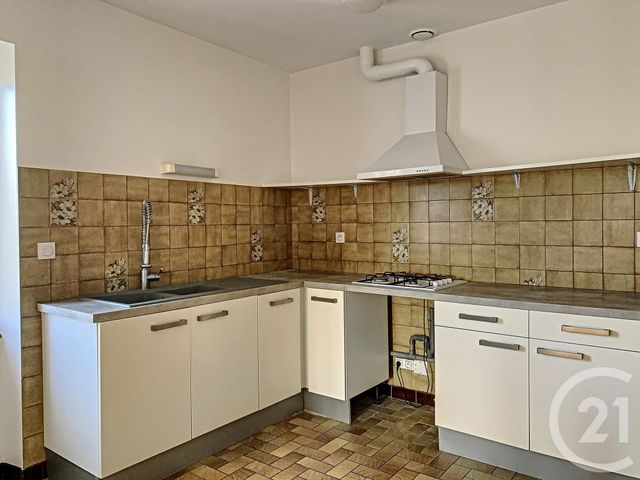 Appartement à louer - 3 pièces - 79,63 m2 - Ste Livrade Sur Lot - 47 - AQUITAINE