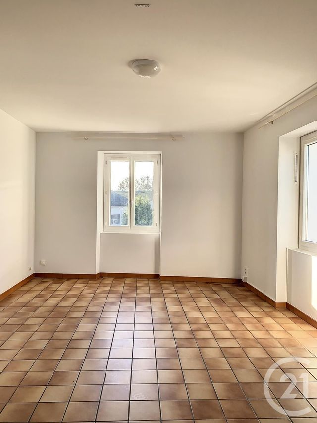 Appartement à louer - 3 pièces - 79,63 m2 - Ste Livrade Sur Lot - 47 - AQUITAINE