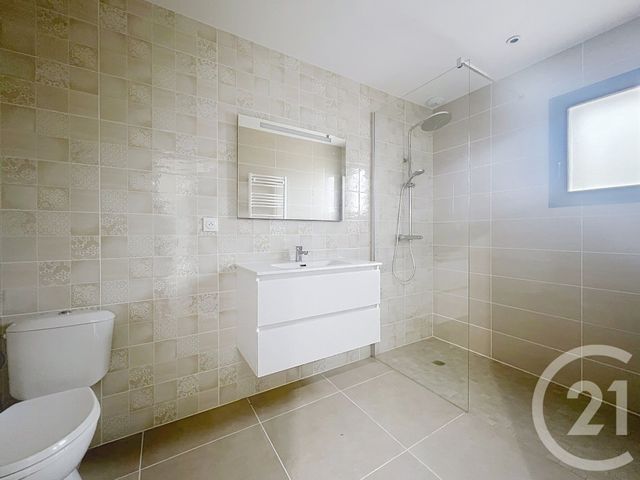 Maison &agrave; louer - 2 pi&egrave;ces - 56,32 m2 - Villeneuve Sur Lot - 47 - AQUITAINE