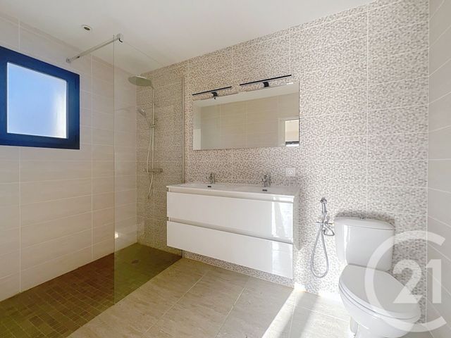 Maison &agrave; louer - 4 pi&egrave;ces - 101,19 m2 - Villeneuve Sur Lot - 47 - AQUITAINE