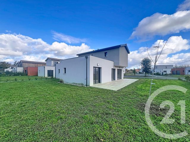 Maison &agrave; louer - 4 pi&egrave;ces - 101,19 m2 - Villeneuve Sur Lot - 47 - AQUITAINE