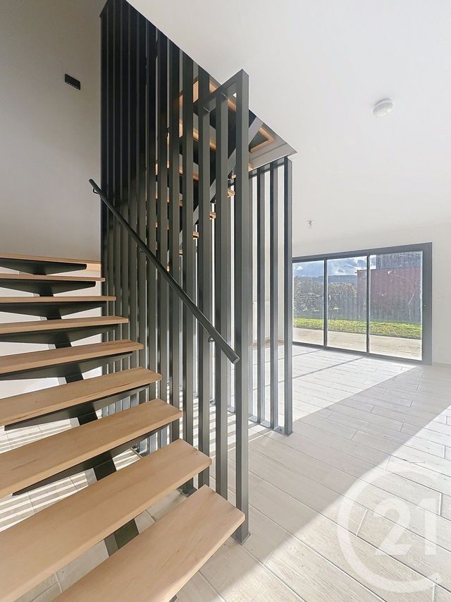 Maison &agrave; louer - 4 pi&egrave;ces - 101,19 m2 - Villeneuve Sur Lot - 47 - AQUITAINE