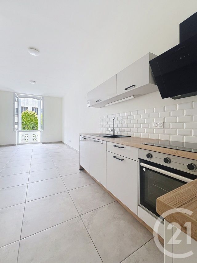 Appartement T3 à louer - 3 pièces - 54,58 m2 - Ste Livrade Sur Lot - 47 - AQUITAINE