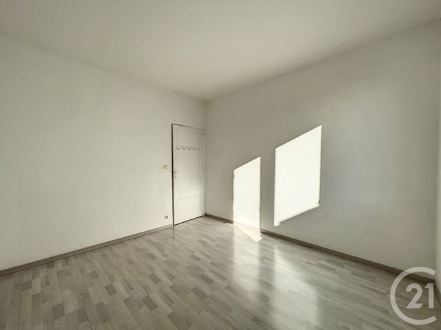 Appartement à louer - 2 pièces - 56 m2 - Villeneuve Sur Lot - 47 - AQUITAINE