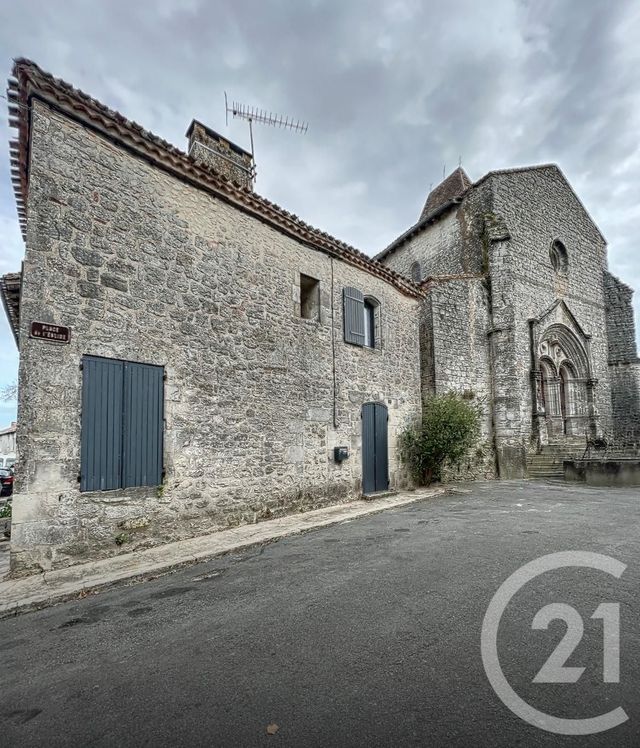 Maison à louer - 3 pièces - 77,26 m2 - St Pastour - 47 - AQUITAINE