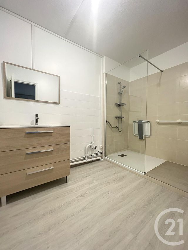 Appartement T2 à louer - 2 pièces - 45,37 m2 - Villeneuve Sur Lot - 47 - AQUITAINE