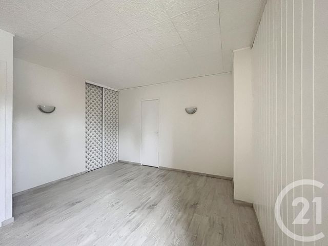 Appartement T2 à louer - 2 pièces - 45,37 m2 - Villeneuve Sur Lot - 47 - AQUITAINE