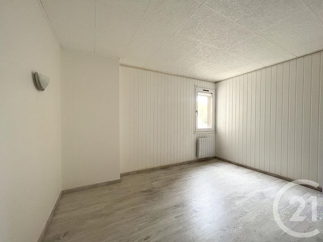 Appartement T2 à louer - 2 pièces - 45,37 m2 - Villeneuve Sur Lot - 47 - AQUITAINE