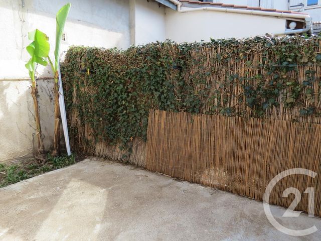 Appartement T2 &agrave; louer - 2 pi&egrave;ces - 34 m2 - Villeneuve Sur Lot - 47 - AQUITAINE