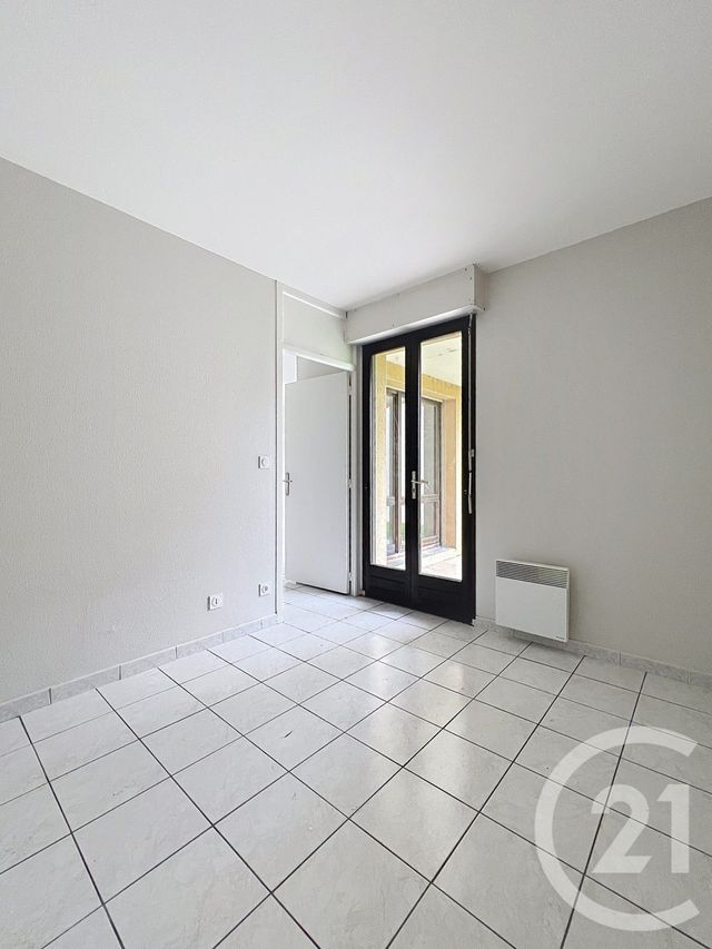 Appartement T2 à louer - 2 pièces - 33 m2 - Castelnaud De Gratecambe - 47 - AQUITAINE