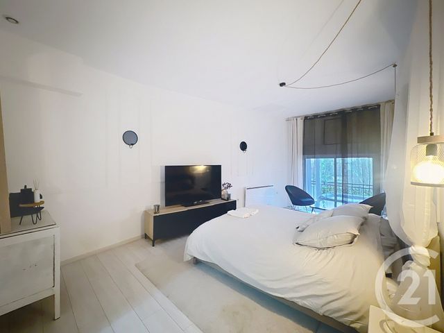 Maison &agrave; louer - 5 pi&egrave;ces - 141,18 m2 - Villeneuve Sur Lot - 47 - AQUITAINE