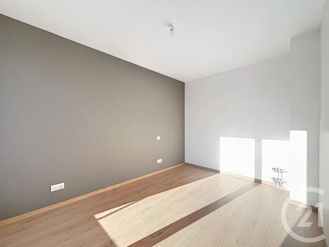 Maison &agrave; louer - 3 pi&egrave;ces - 77,96 m2 - Villeneuve Sur Lot - 47 - AQUITAINE