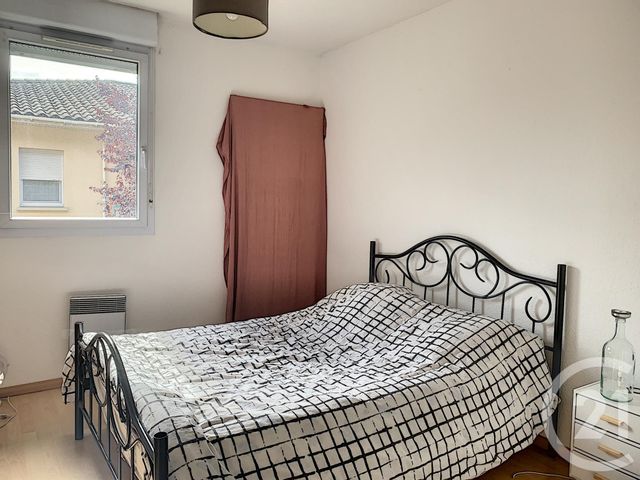 Appartement T2 &agrave; louer - 2 pi&egrave;ces - 45,15 m2 - Villeneuve Sur Lot - 47 - AQUITAINE