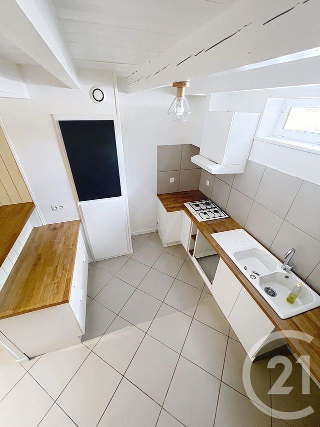 Maison &agrave; louer - 4 pi&egrave;ces - 75 m2 - Villeneuve Sur Lot - 47 - AQUITAINE