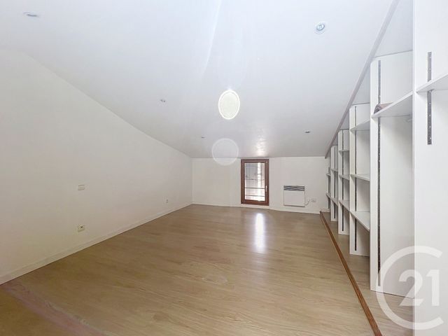 Maison &agrave; louer - 4 pi&egrave;ces - 75 m2 - Villeneuve Sur Lot - 47 - AQUITAINE