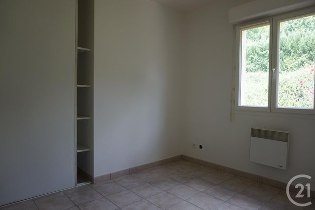 Maison &agrave; louer - 4 pi&egrave;ces - 92,56 m2 - Villeneuve Sur Lot - 47 - AQUITAINE