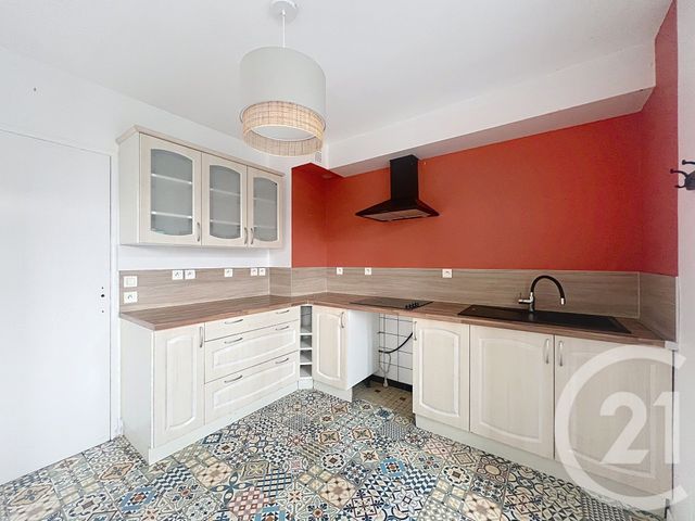 Maison &agrave; louer - 5 pi&egrave;ces - 97,70 m2 - Villeneuve Sur Lot - 47 - AQUITAINE