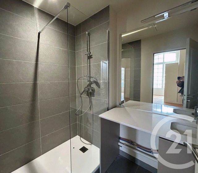 Appartement F4 &agrave; louer - 4 pi&egrave;ces - 82,14 m2 - Agen - 47 - AQUITAINE