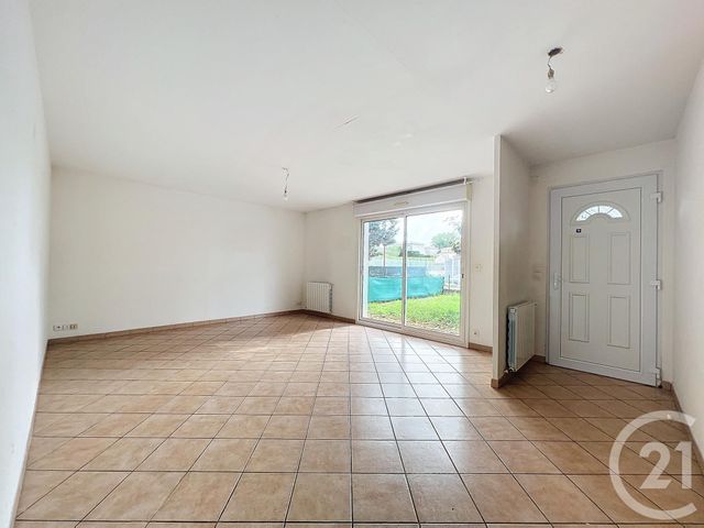 Maison &agrave; louer - 4 pi&egrave;ces - 91 m2 - Villeneuve Sur Lot - 47 - AQUITAINE