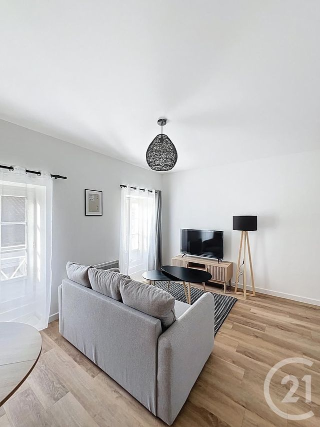 Appartement F1 bis &agrave; louer - 2 pi&egrave;ces - 31,91 m2 - Villeneuve Sur Lot - 47 - AQUITAINE