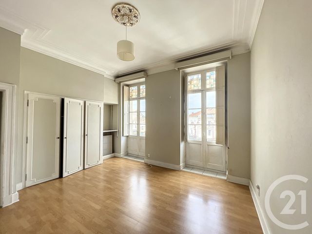 Appartement F7 &agrave; vendre - 7 pi&egrave;ces - 200 m2 - Villeneuve Sur Lot - 47 - AQUITAINE