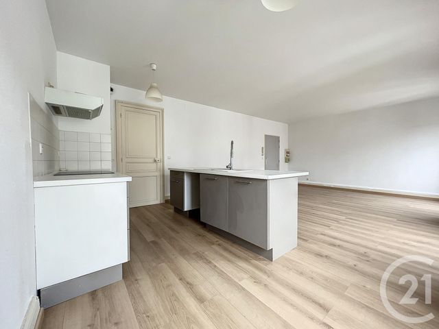 Appartement T2 &agrave; louer - 2 pi&egrave;ces - 55 m2 - Villeneuve Sur Lot - 47 - AQUITAINE