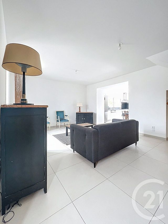 Maison &agrave; louer - 4 pi&egrave;ces - 116,87 m2 - Villeneuve Sur Lot - 47 - AQUITAINE