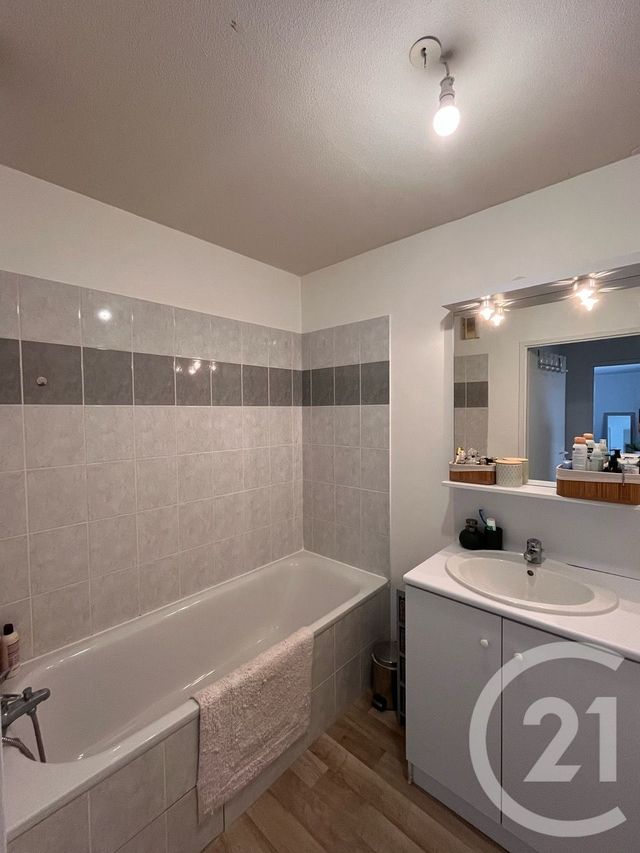 Appartement F2 bis à vendre - 3 pièces - 54,30 m2 - Agen - 47 - AQUITAINE