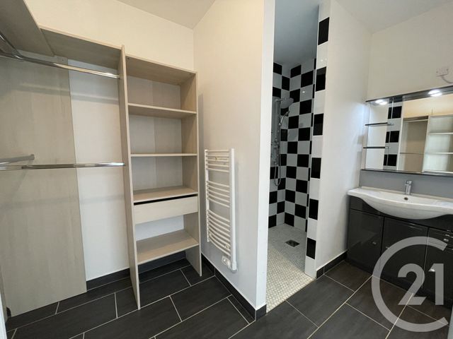 Maison &agrave; louer - 5 pi&egrave;ces - 126 m2 - La Croix Blanche - 47 - AQUITAINE