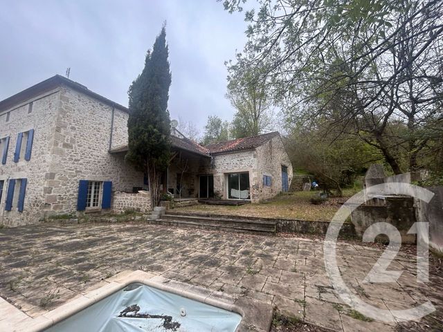 Maison &agrave; vendre - 7 pi&egrave;ces - 230 m2 - St Hilaire De Lusignan - 47 - AQUITAINE
